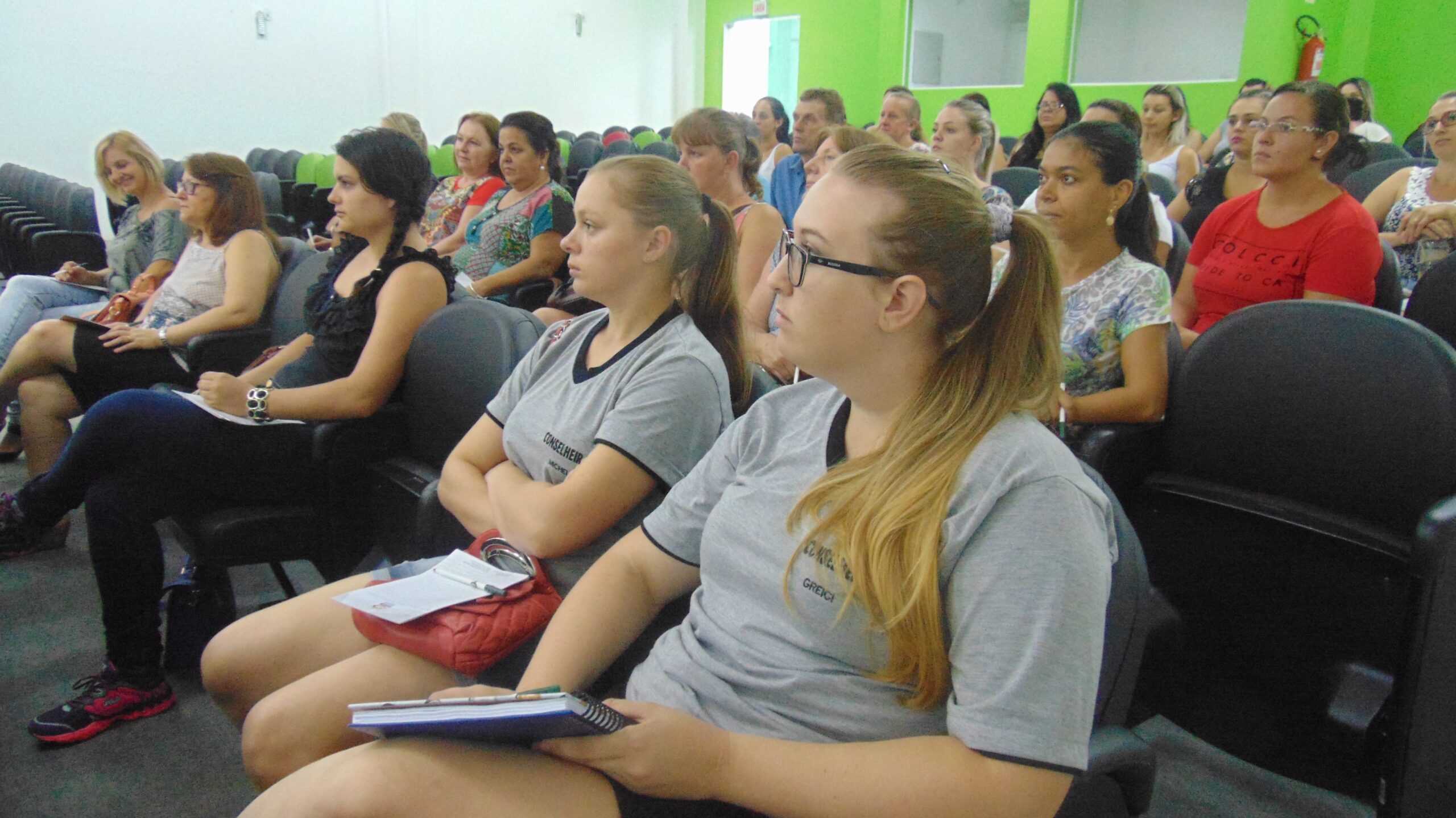 You are currently viewing AMEOSC promove formação para conselheiros tutelares em São Miguel do Oeste