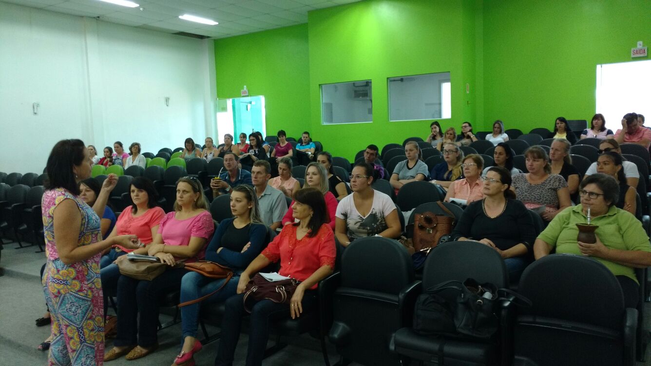 You are currently viewing AMEOSC promove segunda etapa da Formação para Conselheiros Tutelares em São Miguel do Oeste