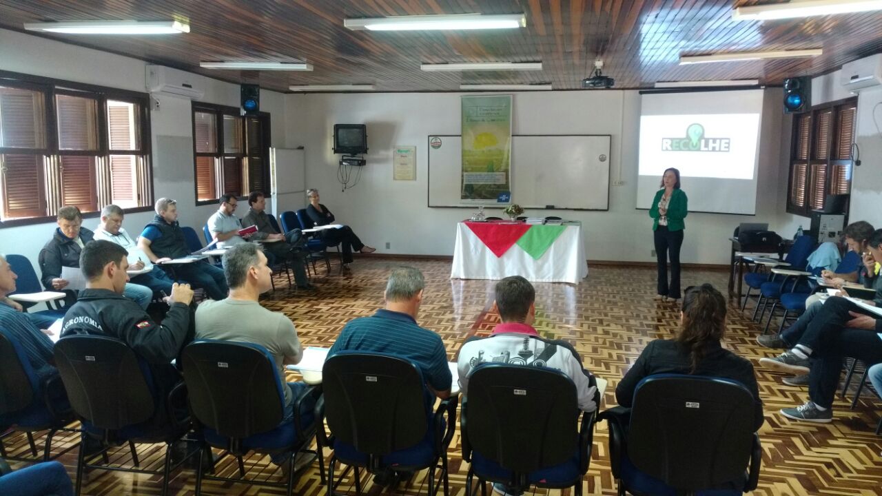 You are currently viewing Reunião do Colegiado de Agricultura da AMEOSC