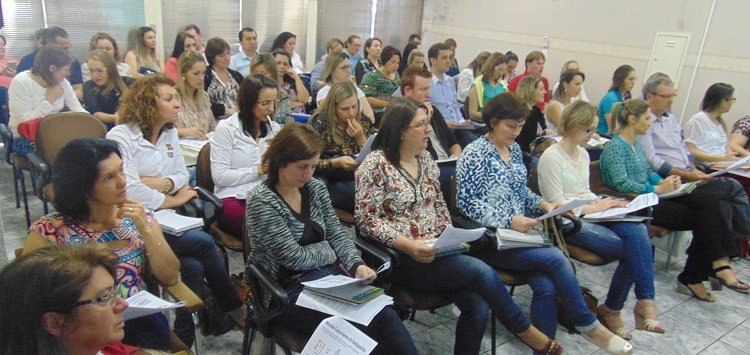 You are currently viewing Sistema de Telemedicina é tem de reunião entre Gestores Municipais de Saúde e equipe de Regulação da Saúde do Estado