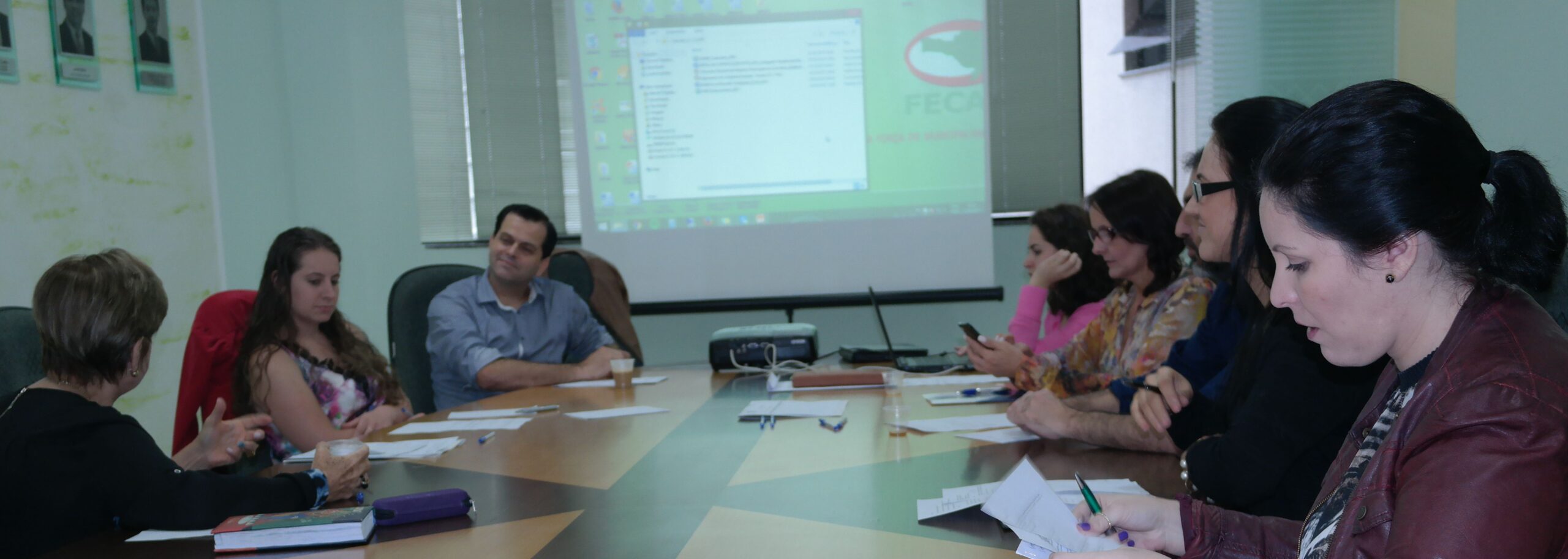 You are currently viewing Escritório de Projetos da FECAM realiza reunião com Assessores de Projetos das Associações de Municípios em Itajaí