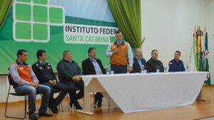 Read more about the article Seminários Regionais da Defesa Civil SC abrangem quase 100 municípios com evento em São Miguel do Oeste