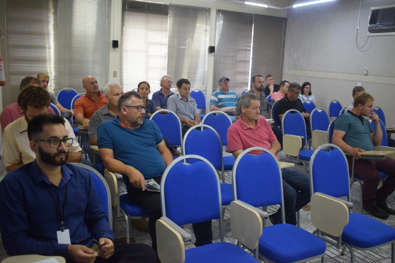 You are currently viewing Colegiado da Agricultura já começa encaminhamentos para Congresso Regional