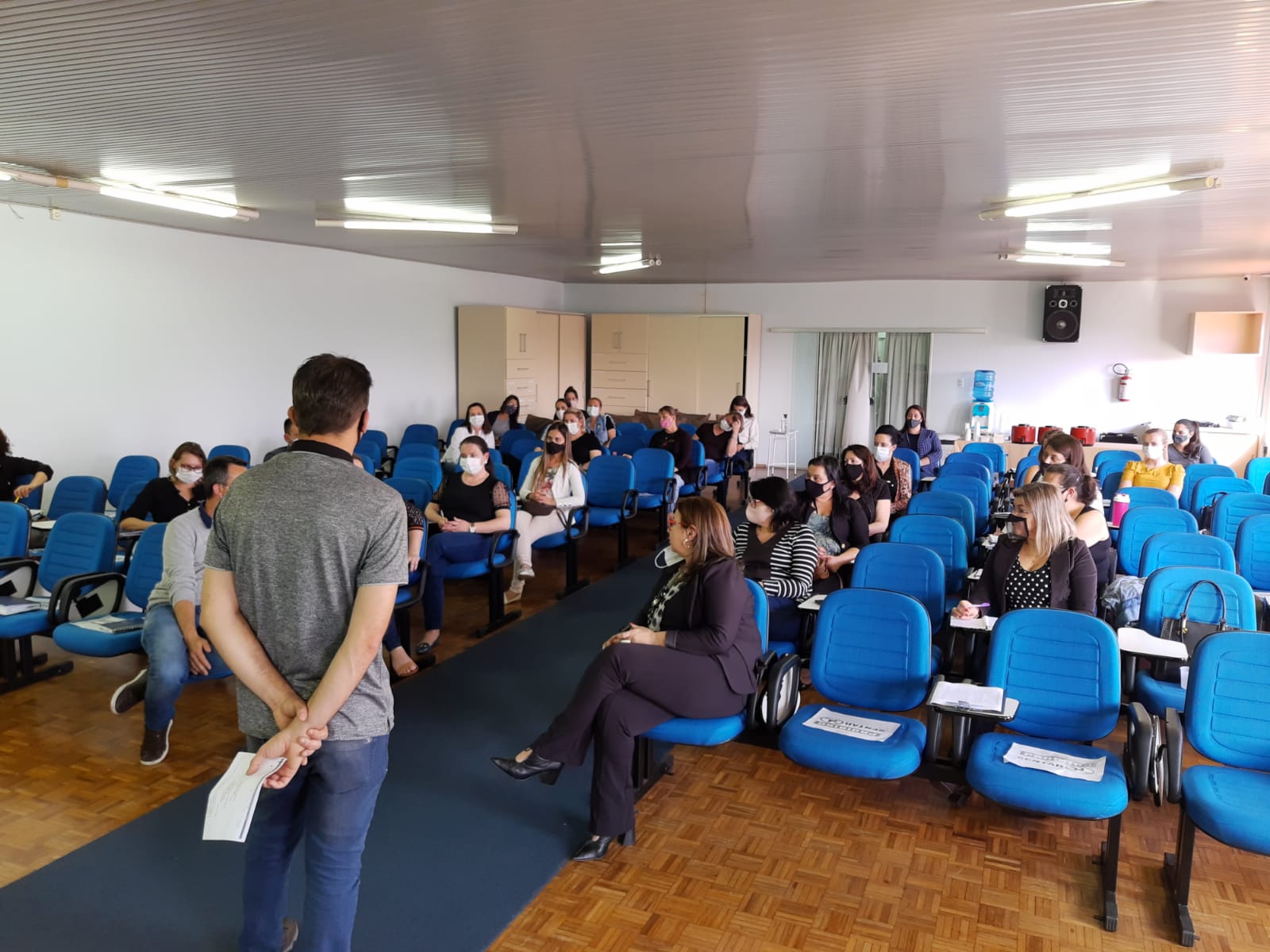 You are currently viewing Colegiado de Educação delibera por retorno das aulas 100% presenciais na região