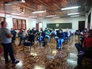 Read more about the article Colegiado de Vigilância Sanitária reúne fiscais e oferece palestra para fortalecimento do emocional