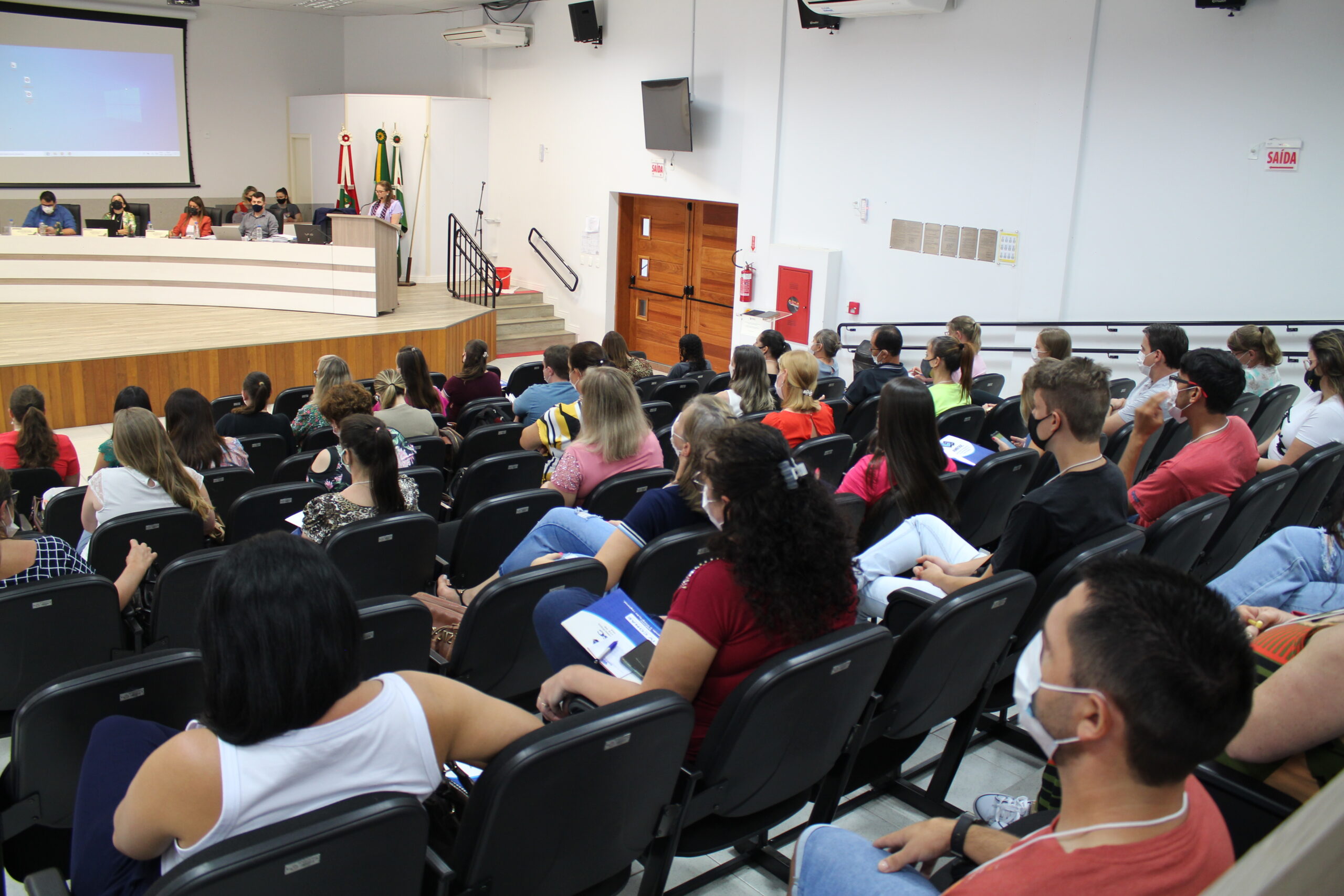 You are currently viewing Ameosc promove etapa regional da Conferência Nacional de Educação