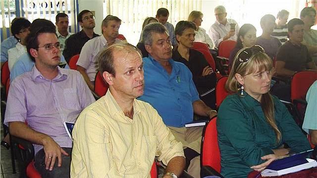 You are currently viewing Encontro reúne Secretários de Finanças, Contadores e Controladores Internos da região da AMEOSC