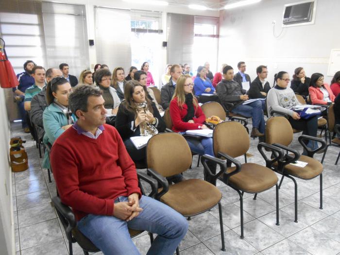 You are currently viewing Ameosc realiza curso de Sistema de Gestão de Convênios