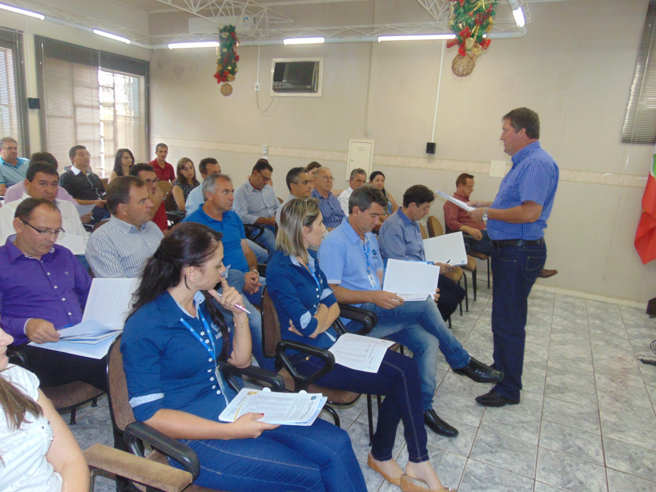 You are currently viewing PREFEITO DE TUNÁPOLIS ENOÍ SCHERER É O NOVO PRESIDENTE DA AMEOSC