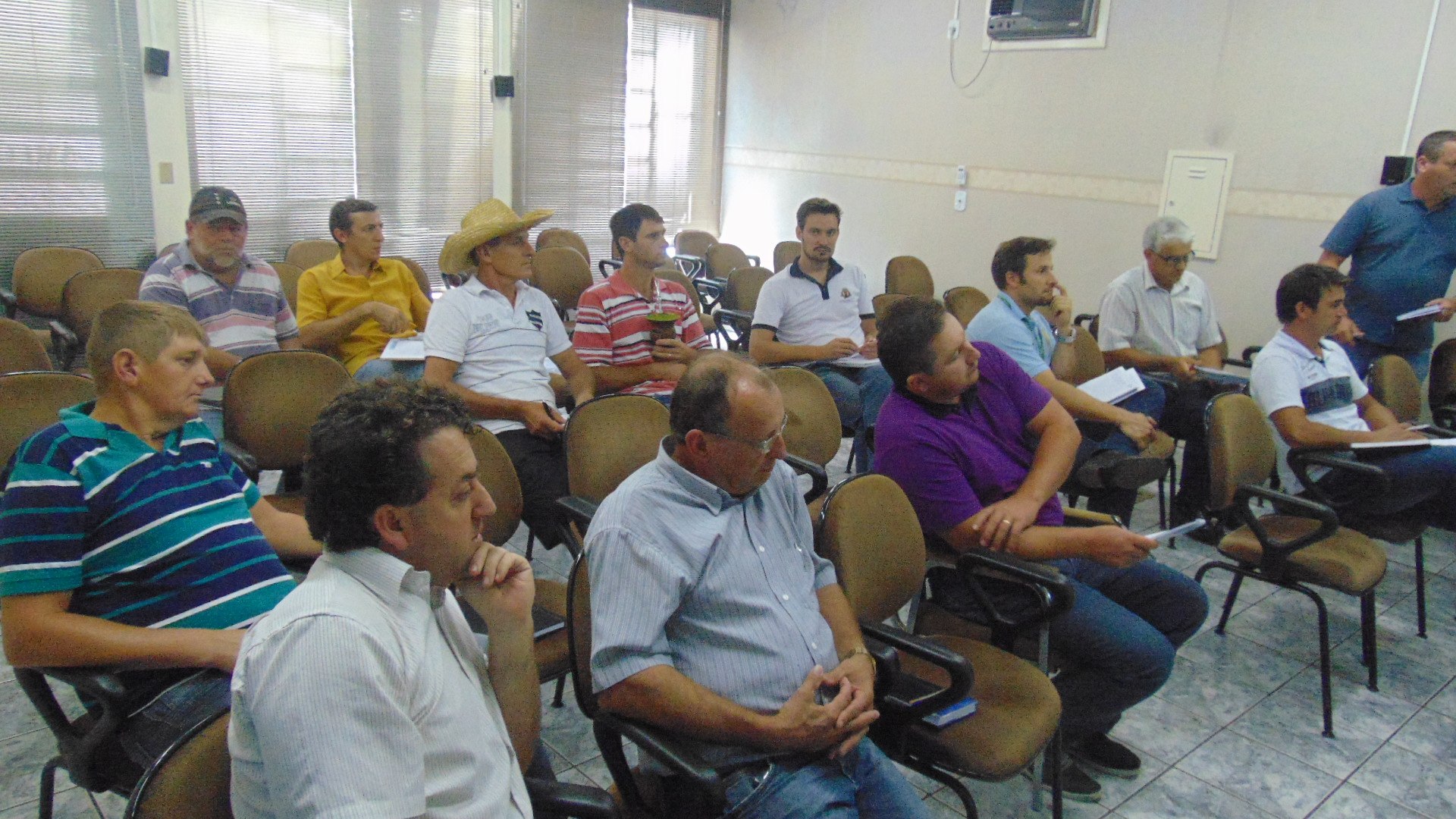 You are currently viewing Reunião do Colegiado de Agricultura Entidades Sindicais Epagri Regional e Presidente da Ameosc