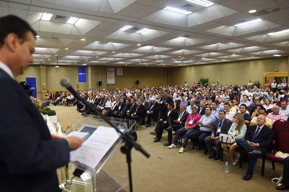 You are currently viewing GILBERTO KASSAB – MINISTRO DAS CIDADES PARTICIPA DO XIII CONGRESSO CATARINENSE DE MUNICÍPIOS